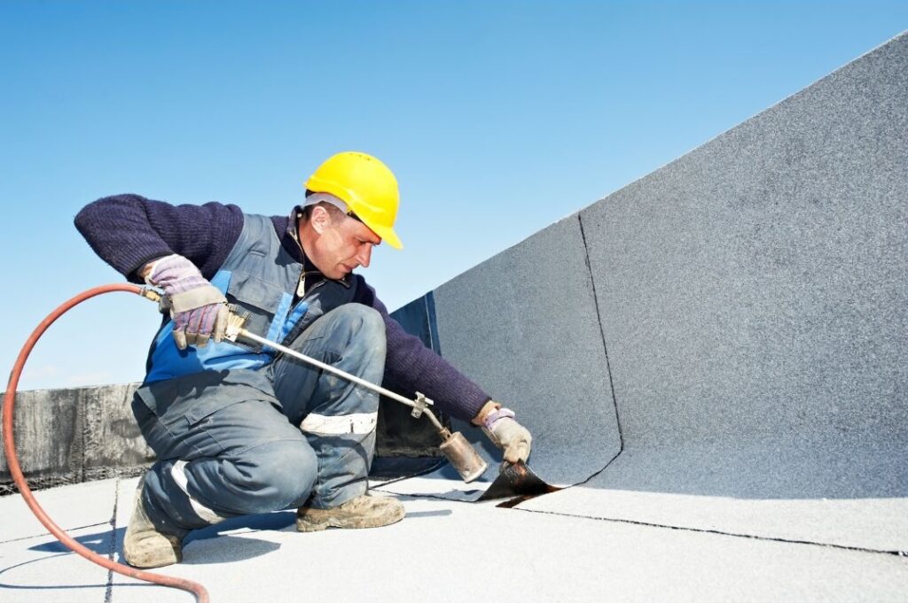 commercial roofing contractor